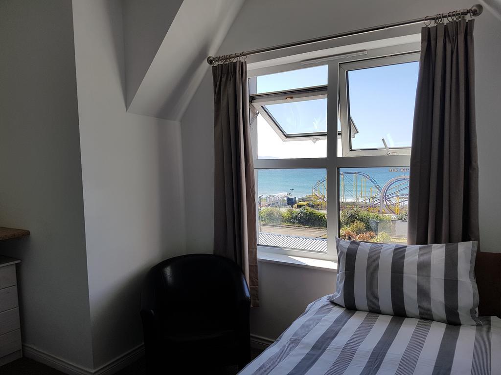 Causeway Bay Guesthouse Портръш Екстериор снимка